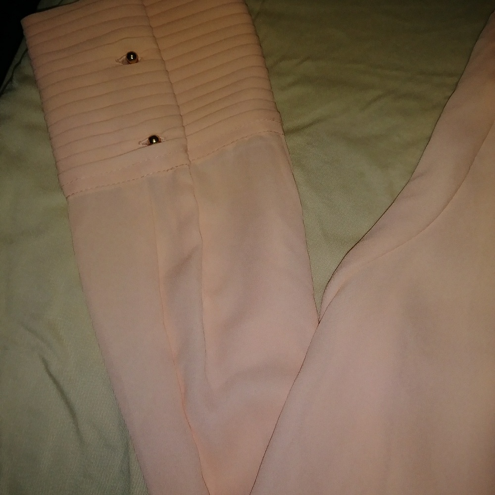 Shirt - Picture 4 of 4